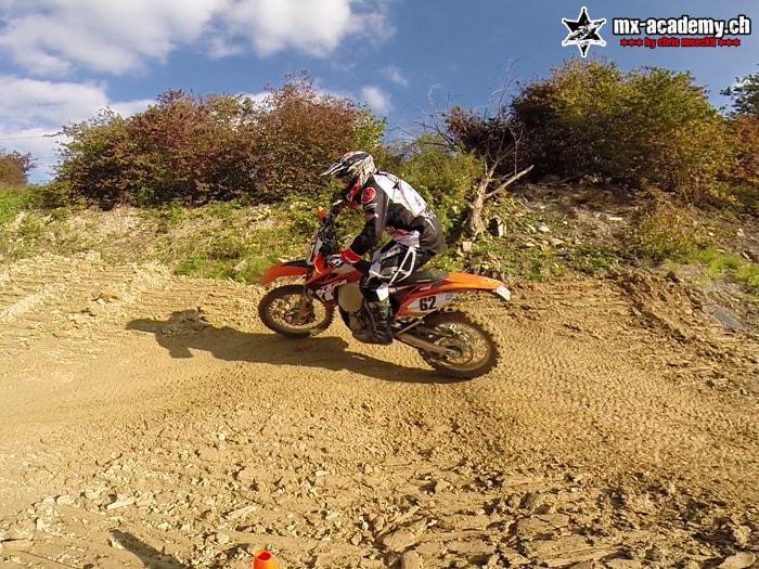 Lean angle training with own Enduro motorcycle