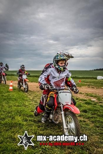 Kids-Motocross Switzerland first steps on a Kids-Cross bike