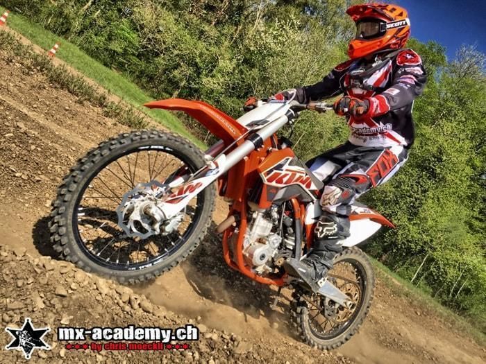 Motocross Training mit eigenem Motorrad